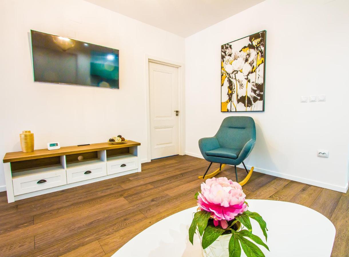 Iancului Aparthotel ブカレスト エクステリア 写真